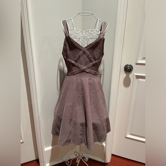 Guess Elastic Brown Dress - Picture 1 of 3